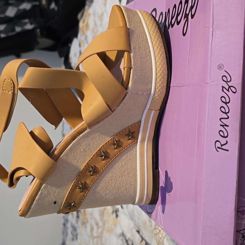 Wedges - Picture 2 of 2